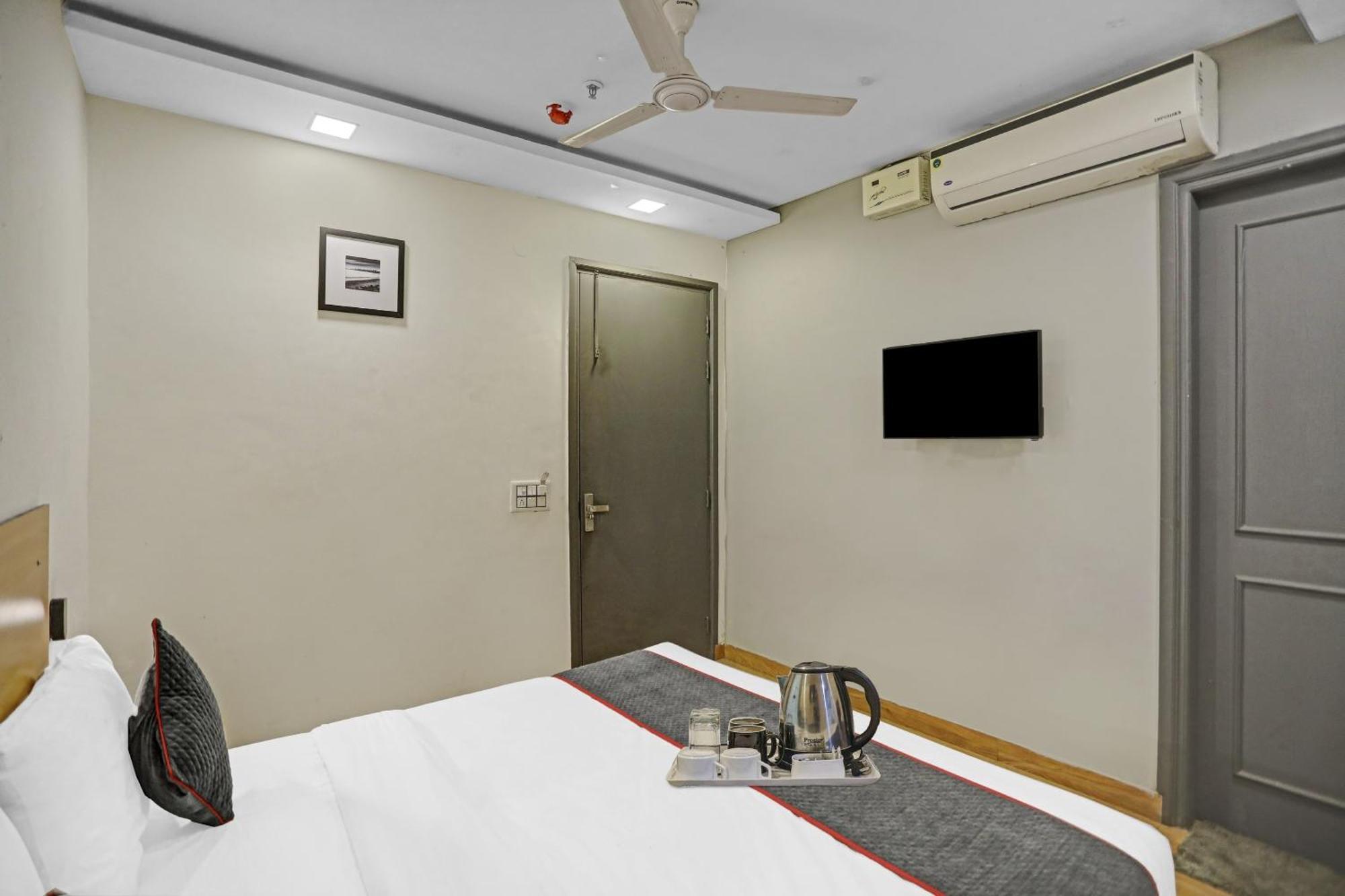 Super Townhouse Mannat Rohini 16 호텔 델리 외부 사진